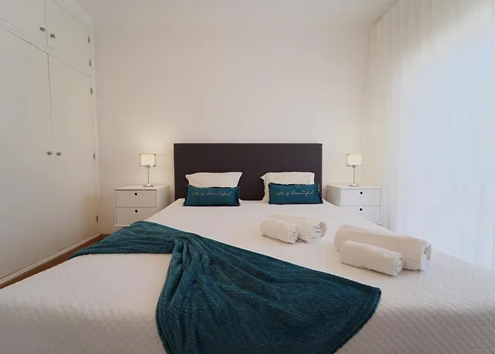 Sky Villas Boas T2- 6 Pax * البوفيرا