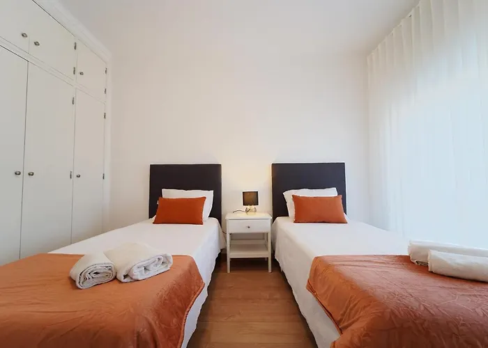 Sky Villas Boas T2- 6 Pax فندق *