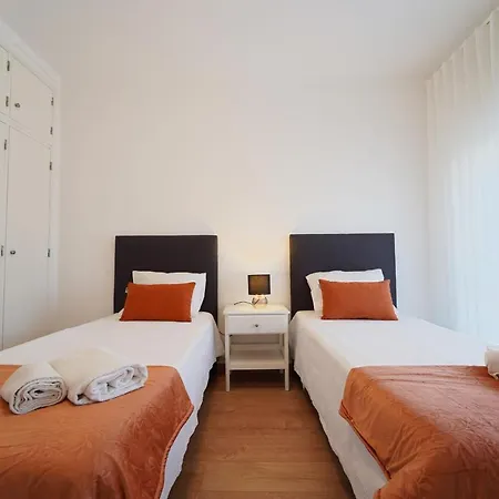 Sky Villas Boas T2- 6 Pax Hotell *