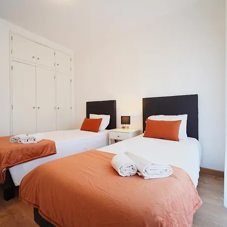 Sky Villas Boas T2- 6 Pax البوفيرا