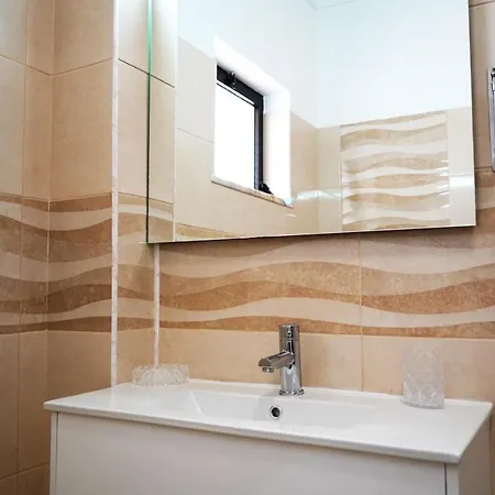 فندق Sky Villas Boas T2- 6 Pax البوفيرا